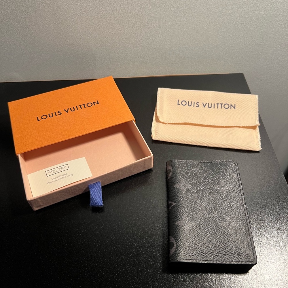 Louis Vuitton Limited Edition Raiders Wallet